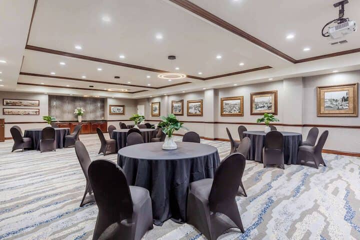 Meeting facility